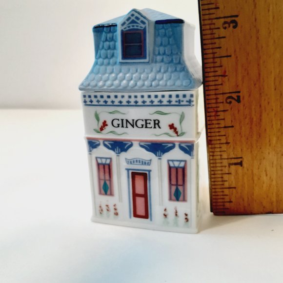 v i n t a g e :: 1989 The Lenox Spice Village  | GINGER House - Picture 4 of 12